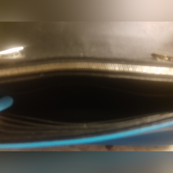 BALENCIAGA  Pebbled Calfskin Logo Everyday Flap Chain Wallet Bright Bleu - Picture 13 of 13